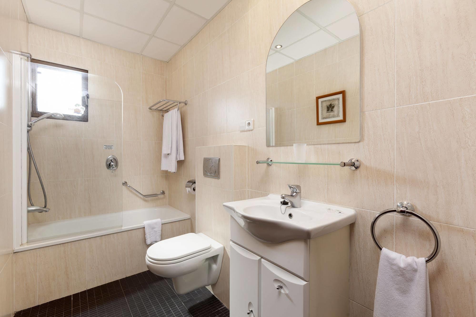 Crown Resorts Club La Riviera La Cala De Mijas Zewnętrze zdjęcie